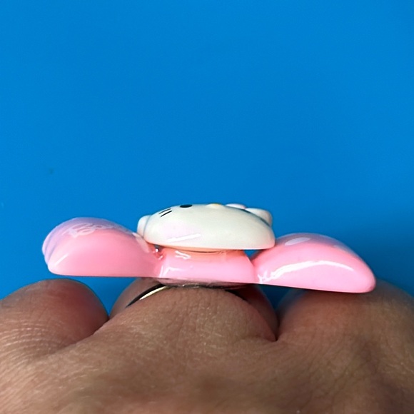 🖤New💕Barbie x Hello Kitty handcrafted ring - Picture 4 of 10